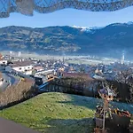 Vakantiehuis Beautiful In A Stunning Location With Sauna