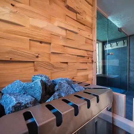 Nyaraló Beautiful In A Stunning Location With Sauna Fügen