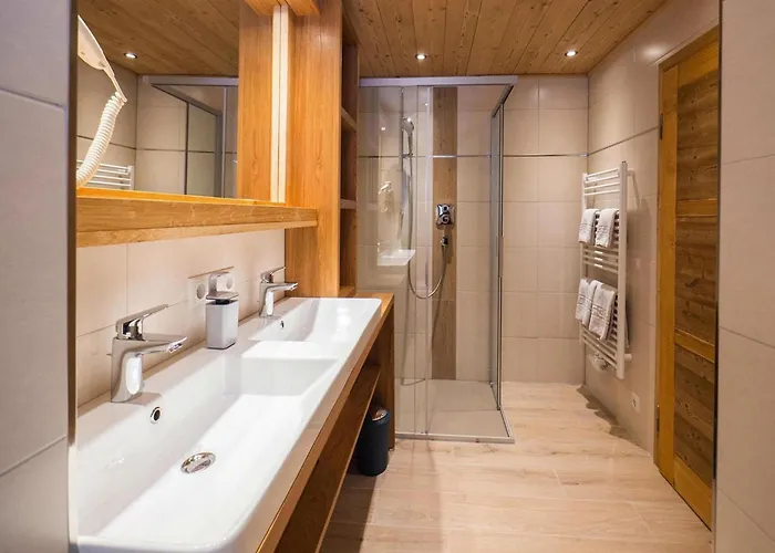 Beautiful In A Stunning Location With Sauna Prázdninový dům Fügen