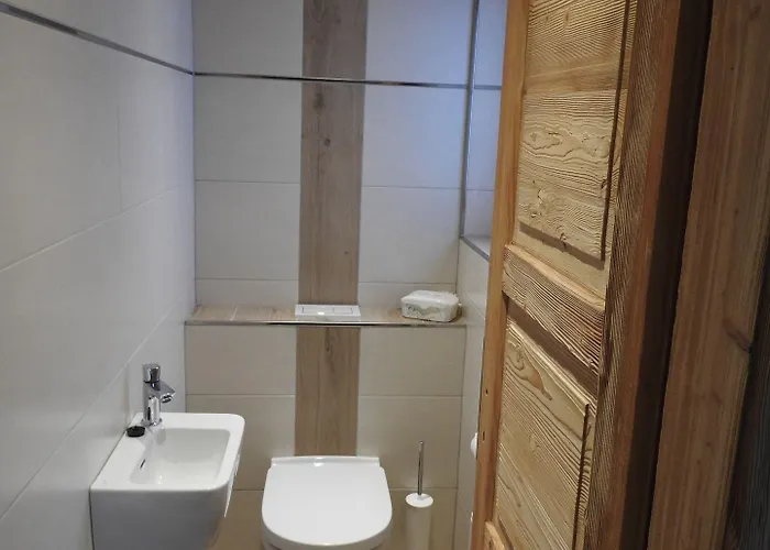 Beautiful In A Stunning Location With Sauna