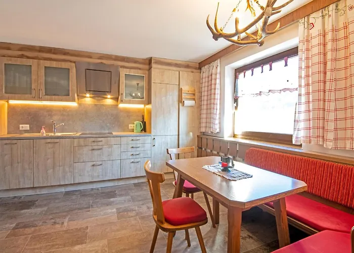 Σπίτι διακοπών Beautiful In A Stunning Location With Sauna Fügen